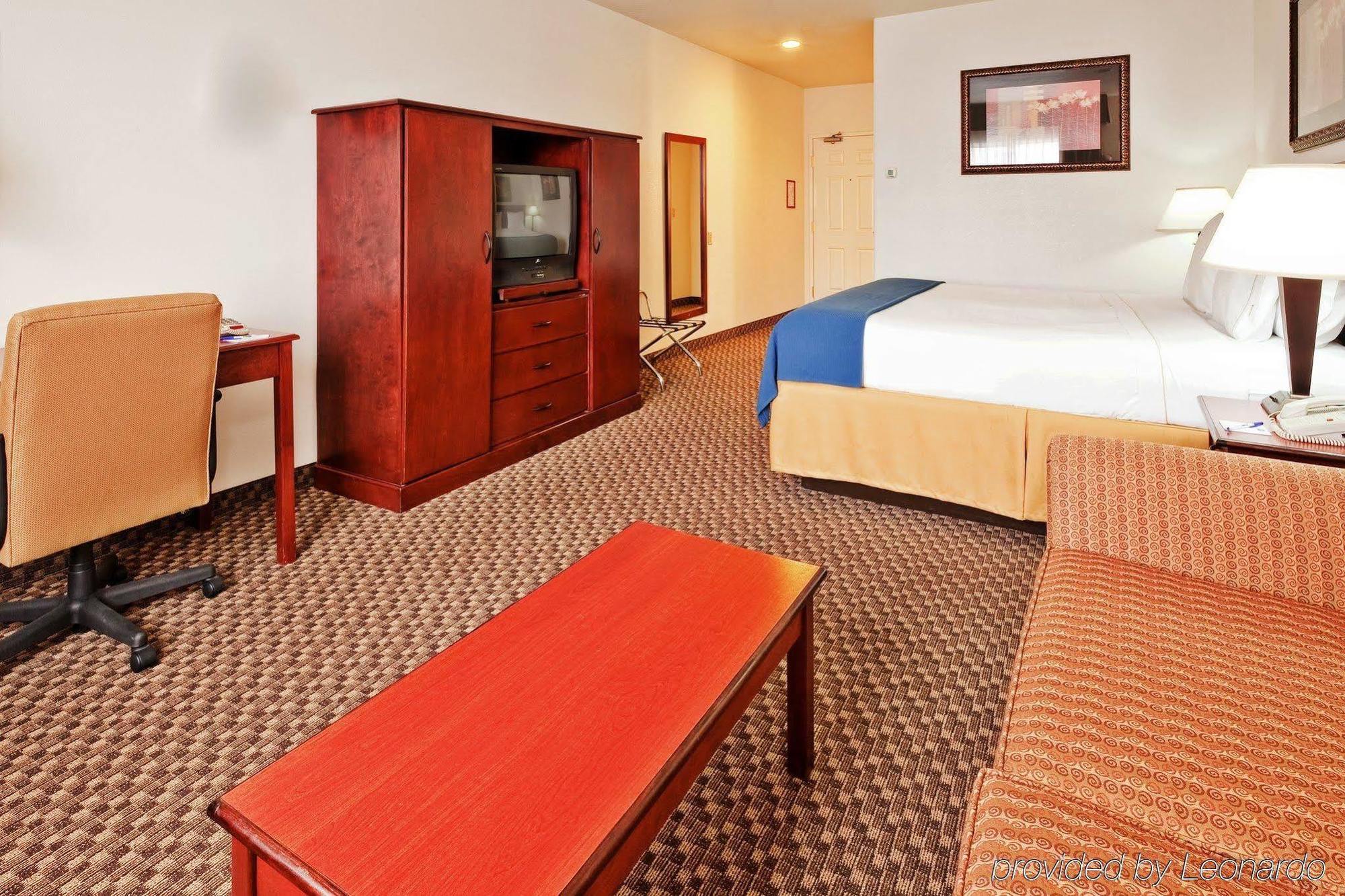 Holiday Inn Express Santa Rosa By Ihg Экстерьер фото